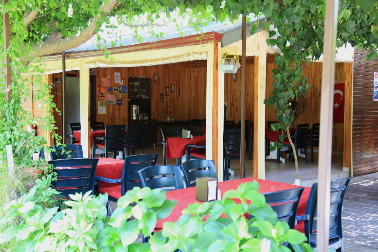 Tunays Pansiyon Bed and Breakfast Çıralı Eksteriør billede