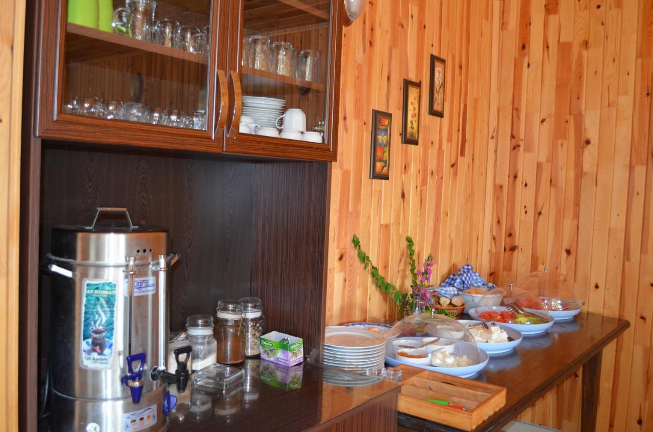 Tunays Pansiyon Bed and Breakfast Çıralı Eksteriør billede