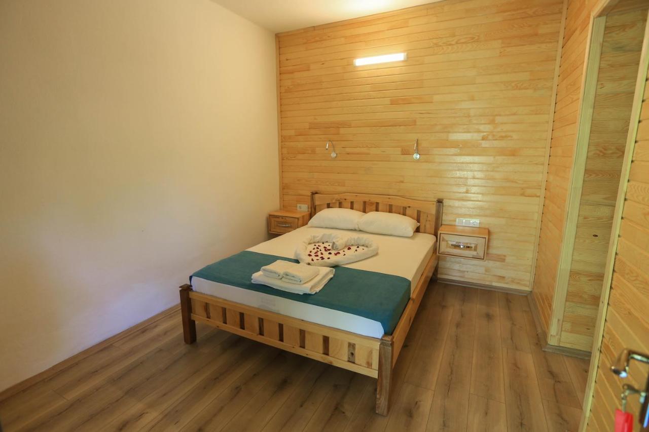 Tunays Pansiyon Bed and Breakfast Çıralı Eksteriør billede